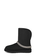 Women's Classic Short Crescent Boot Black